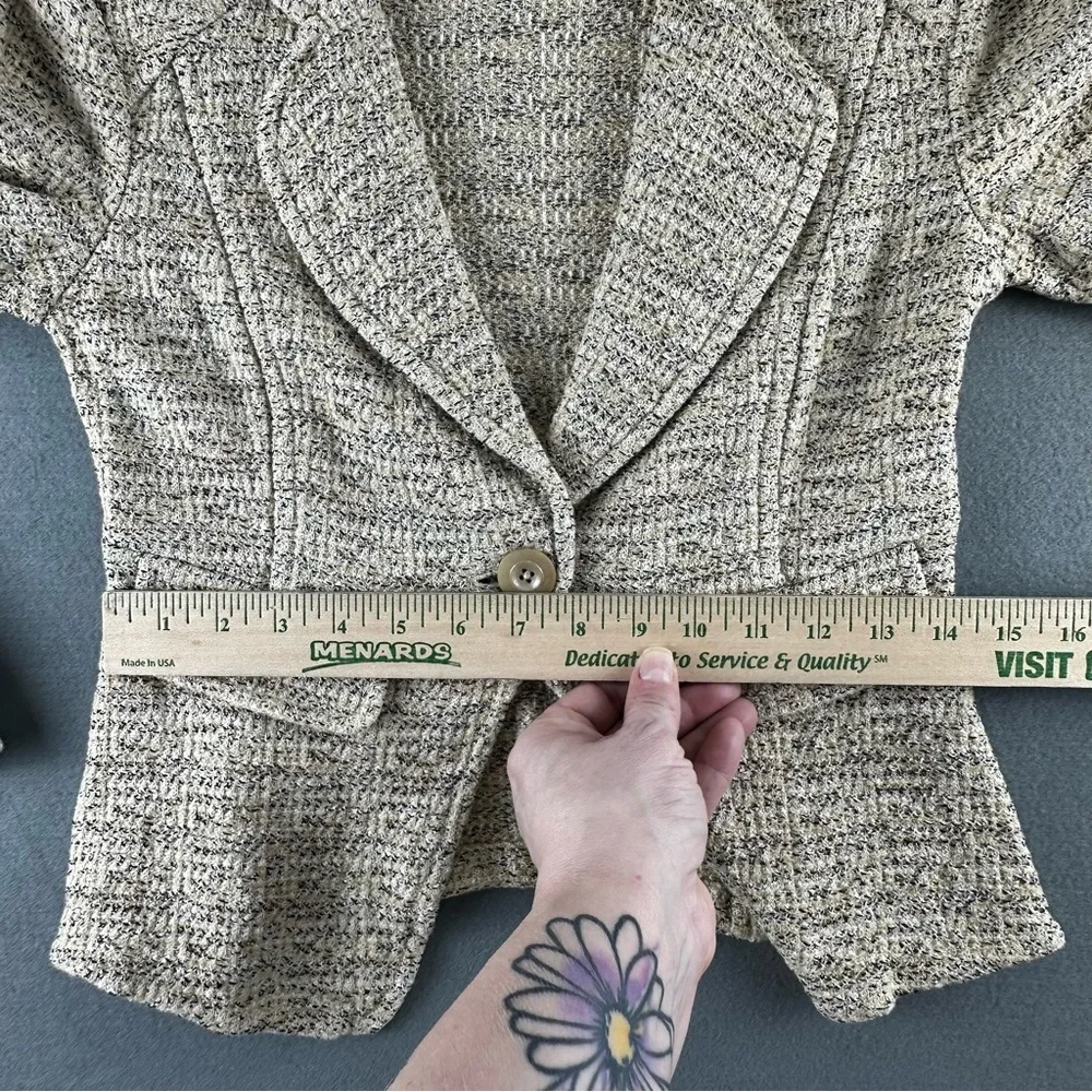 St. John Collection Cream & Tan Tweed Knit Blazer Single Button Size 6 USA